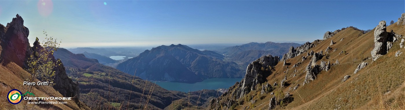 35 Al termine del Sentiero dei morti sguardo panoramico su 'Quel ramo del Lago di Como'.jpg
